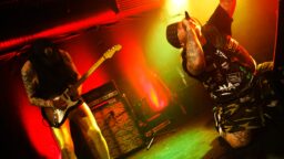 Epäkorrektia, spontaania ja perkeleen viihdyttävää hörhöilyä – Pikakassa Lohjalla, raportti ja kuvat