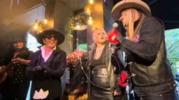 Video: Jussi 69:n baari The Riff täytti 10 vuotta – juhlimassa Noora Louhimo, Olli Herman, Samy Elbanna…