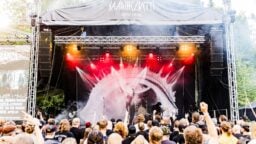”Onneksi maassamme on Saarihelvetin kaltaisia festareita” – lue Infernon kattava reportaasi
