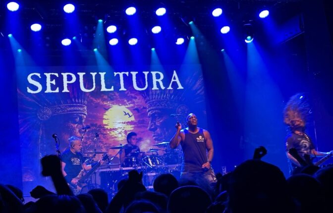 Livearvio: Loppuunmyyty Tavastia saatteli Sepulturan ikiuneen