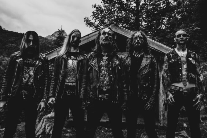 Saarihelvetti viimeisteli ohjelmistonsa kanadalaisvahvistuksella ja nipulla kotimaisia