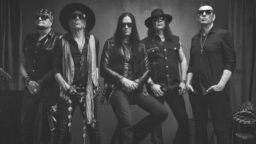 The 69 Eyes julkaisi kitaralegendan kanssa yhteistyönä syntyneen singlen, myös ep tuloillaan – ”Parasta ’Kuusysiä’ ikinä!”