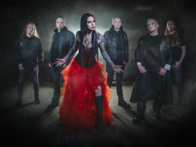 Idolsista tutun laulajan kipparoima metalliyhtye Unén julkaisi itsevarmuutta uhkuvan singlen videoineen